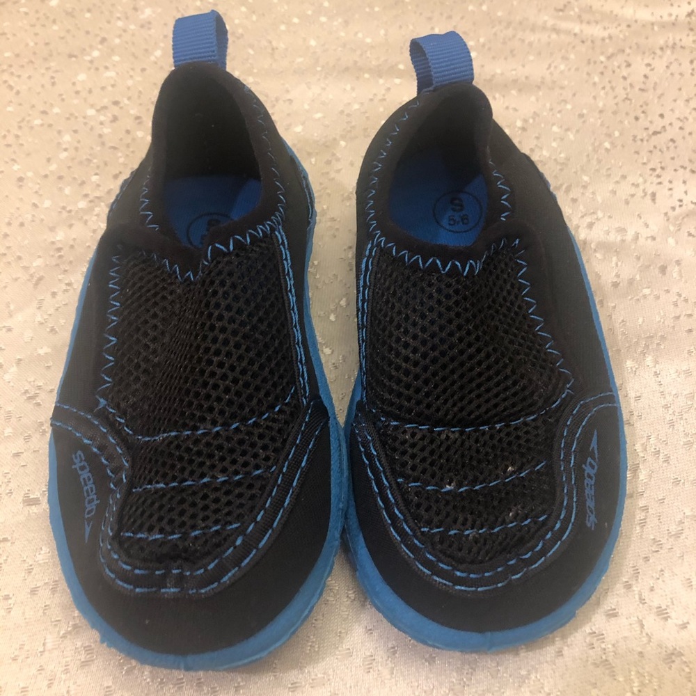 Baby Speedo Water Shoes Size 5-6